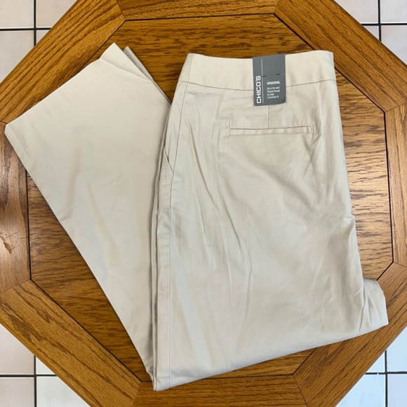 Chico's Pants - *CHICO'S* Salt Wash Cataline Capri Pants NWT Size 12